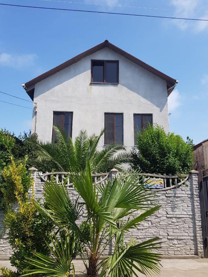 Гостевой Дом Поти Poti Exterior foto